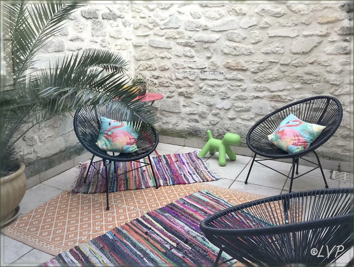 Le Loft Patio, Au Coeur Du Village Saint-Rémy-de-Provence 0*,  Frankrijk