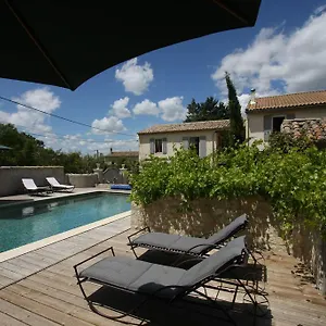Alojamento de Acomodação e Pequeno-almoço Mas Des Tourterelles, Saint-Rémy-de-Provence